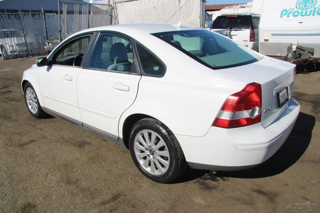 2005 Volvo S40 2nd Gen - Image 4 of 21