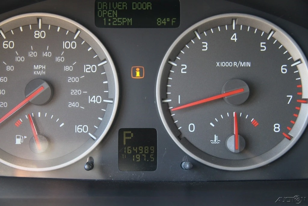 2005 Volvo S40 2nd Gen - Image 15 of 21