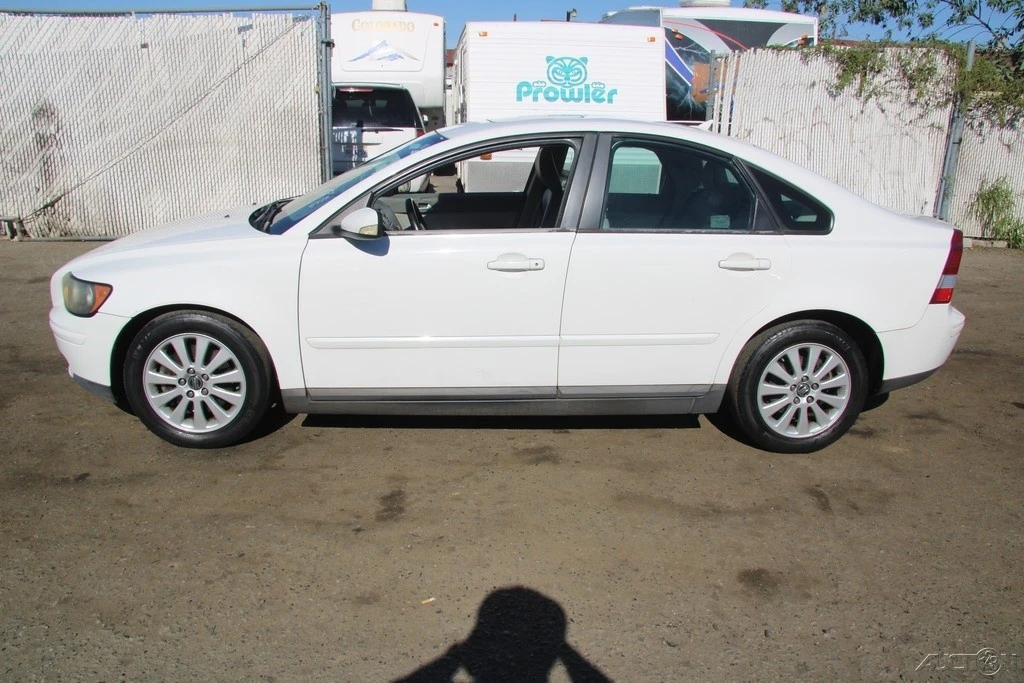2005 Volvo S40 2nd Gen - Image 3 of 21
