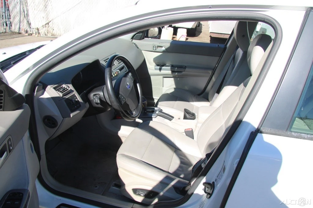 2005 Volvo S40 2nd Gen - Image 12 of 21