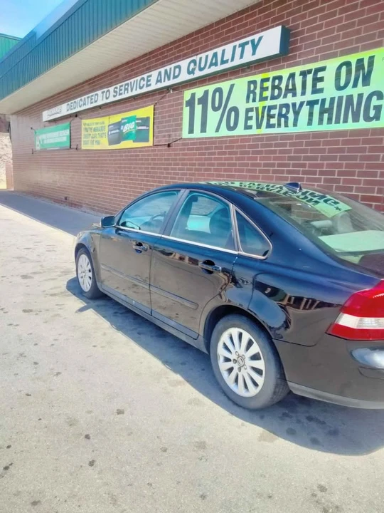 2005 Volvo S40 2nd Gen - Image 3 of 3
