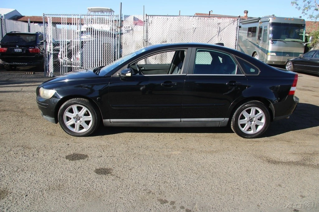 2005 Volvo S40 2nd Gen - Image 3 of 21