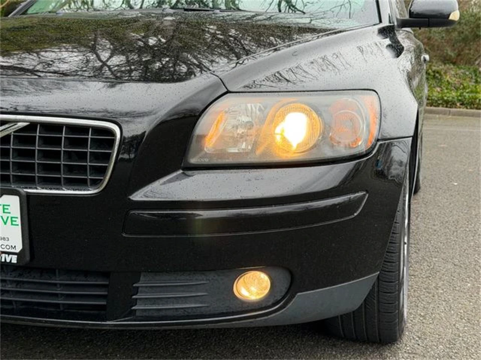 2005 Volvo S40 2nd Gen - Image 13 of 31
