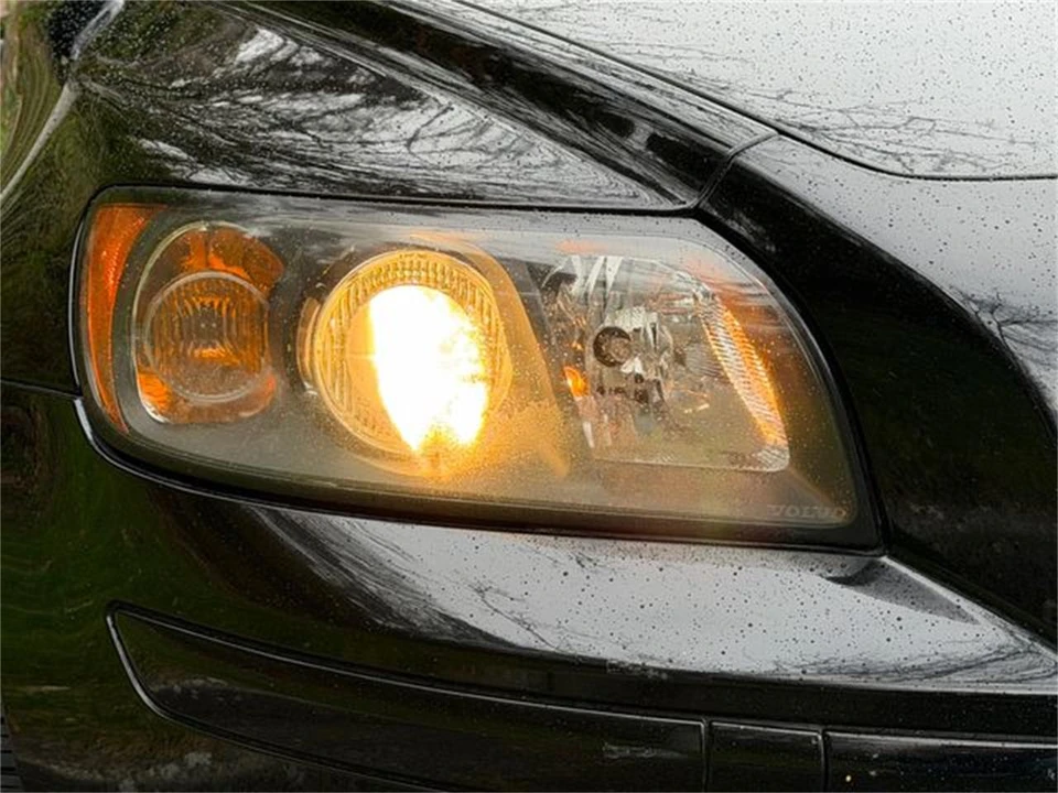 2005 Volvo S40 2nd Gen - Image 9 of 31