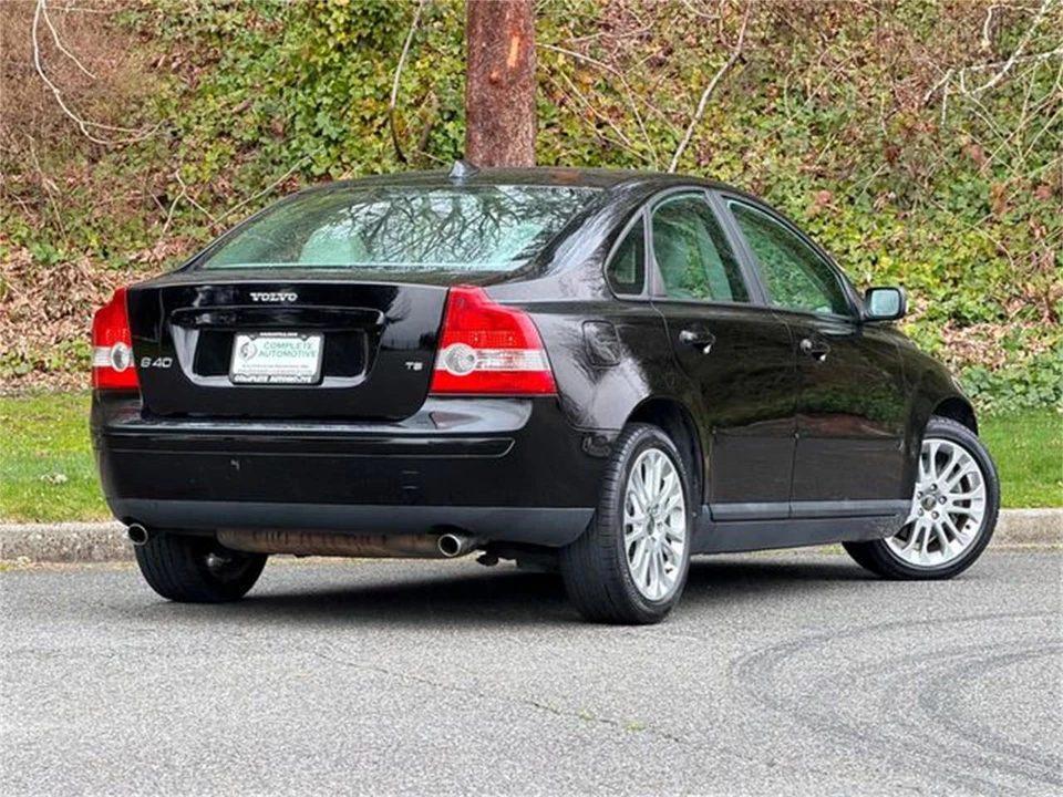 2005 Volvo S40 2nd Gen - Image 2 of 31