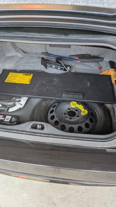 2005 Volvo S60 1st Gen - Image 6 of 8