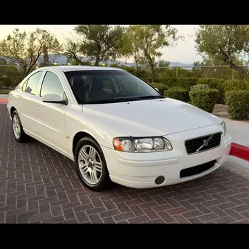 2005 Volvo S60 2.5T Sedan