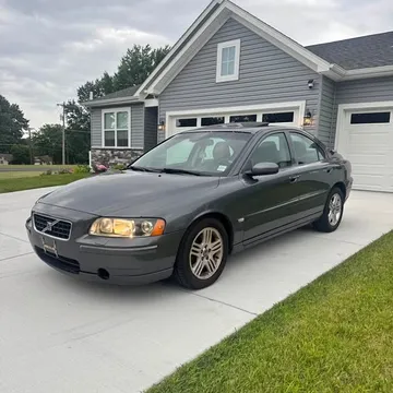 2005 Volvo S60 2.5T Sedan