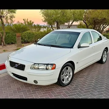 2005 Volvo S60 2.5T Sedan