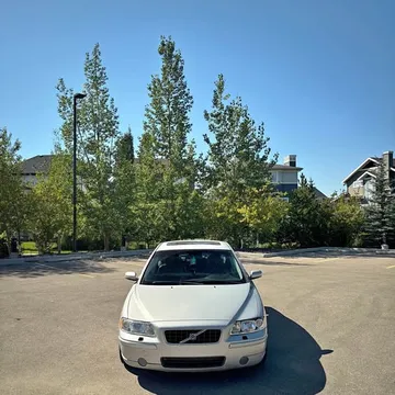 2005 Volvo S60