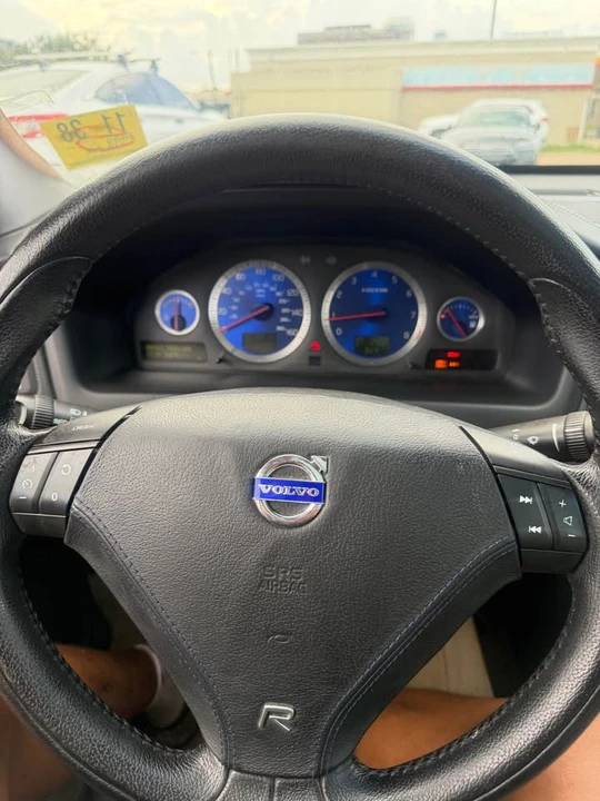 2005 Volvo S60 R 1st Gen - Image 11 of 13