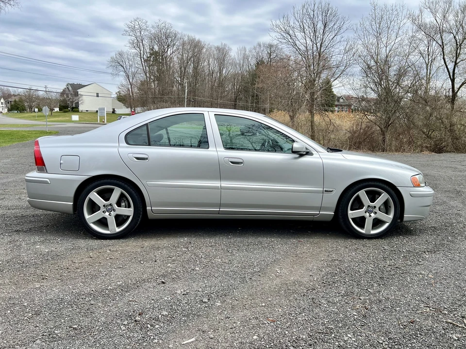 2005 Volvo S60 R 1st Gen - Image 3 of 31