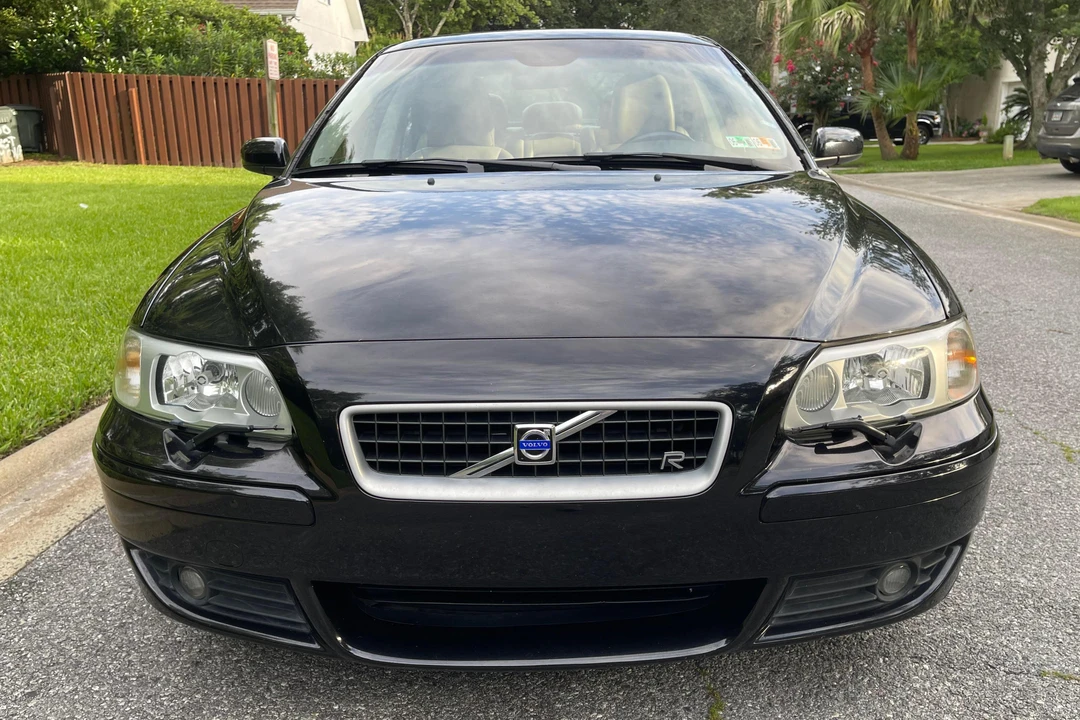 2005 Volvo S60 R 1st Gen - Image 2 of 31