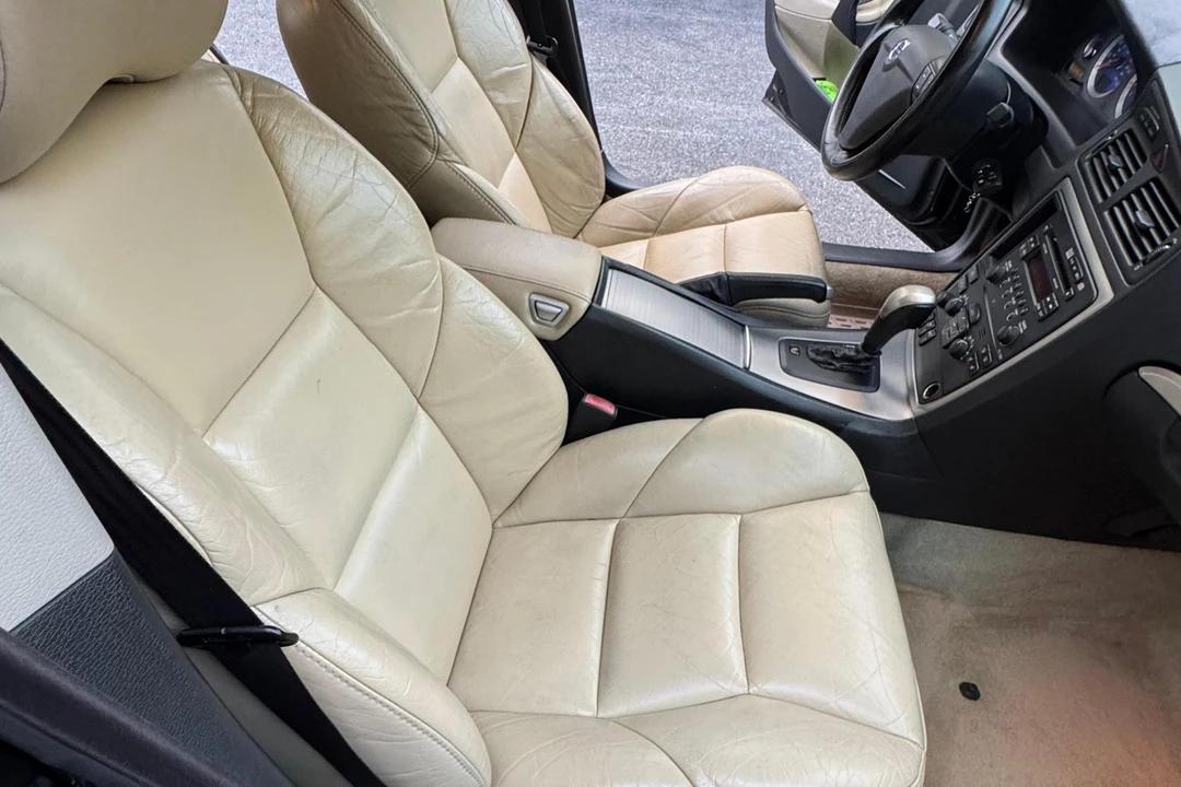 2005 Volvo S60 R 1st Gen - Image 21 of 31
