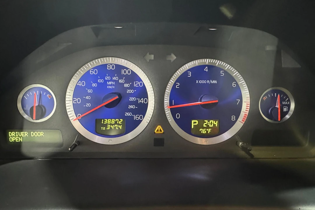 2005 Volvo S60 R 1st Gen - Image 23 of 31