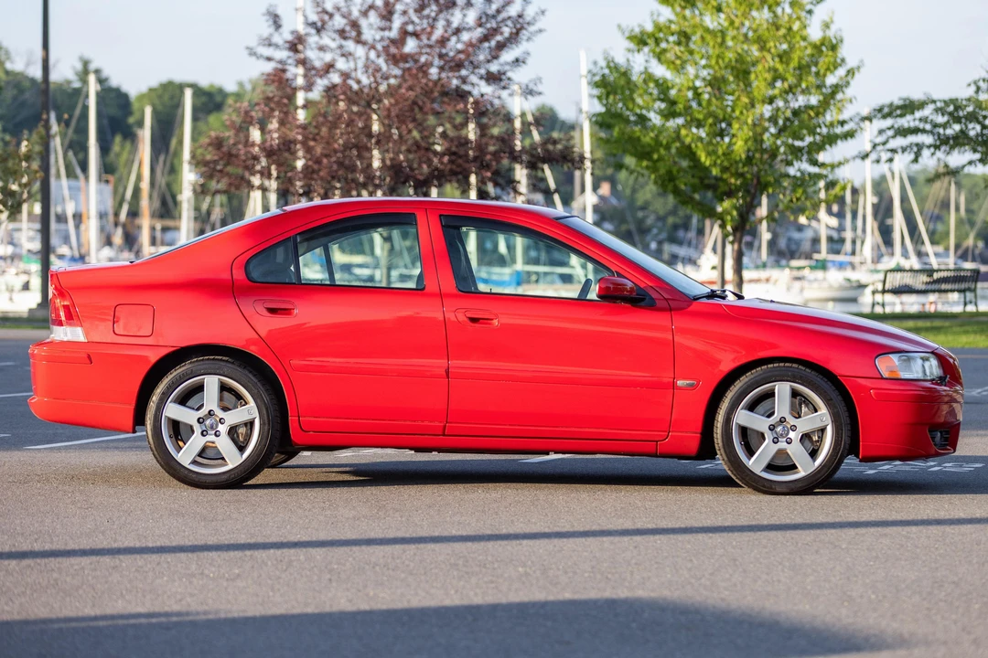 2005 Volvo S60 R 1st Gen - Image 3 of 31
