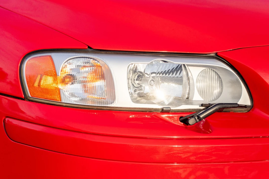 2005 Volvo S60 R 1st Gen - Image 15 of 31