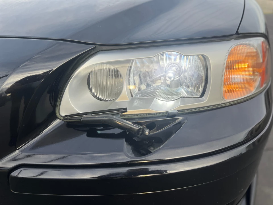 2005 Volvo S60 R 1st Gen - Image 28 of 31