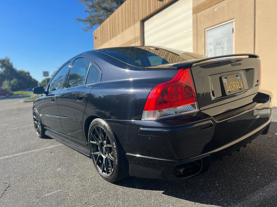 2005 Volvo S60 R 1st Gen - Image 14 of 31