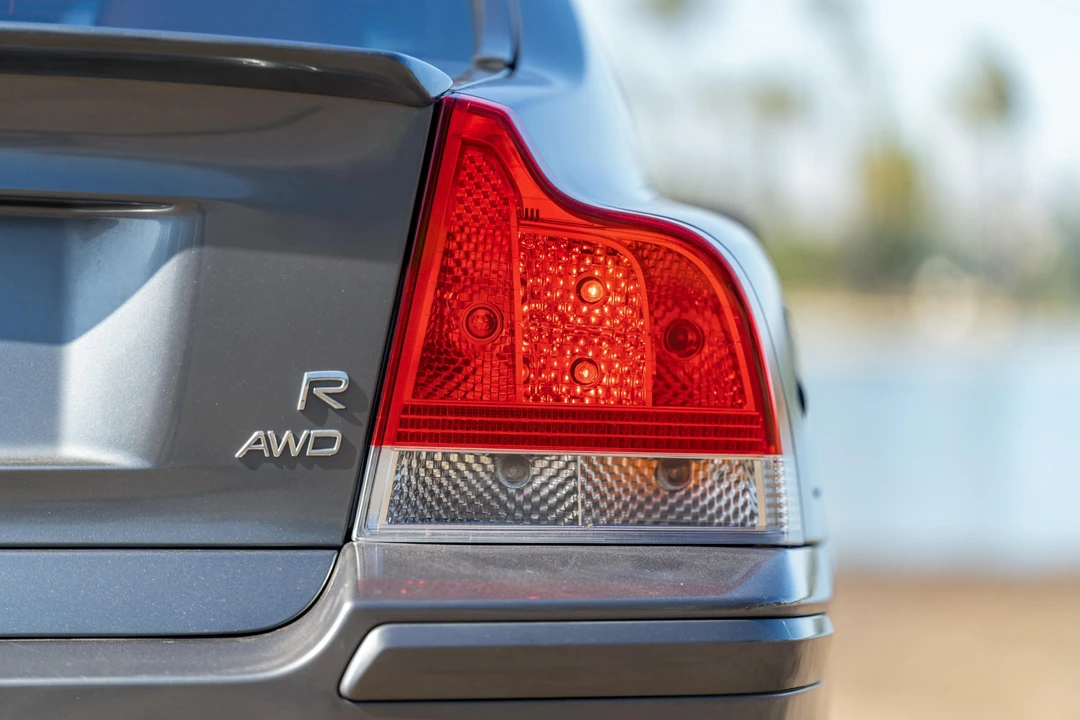 2005 Volvo S60 R 1st Gen - Image 24 of 31
