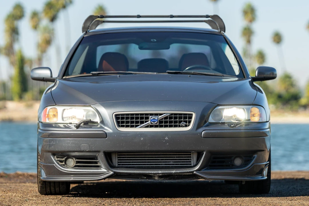 2005 Volvo S60 R 1st Gen - Image 2 of 31