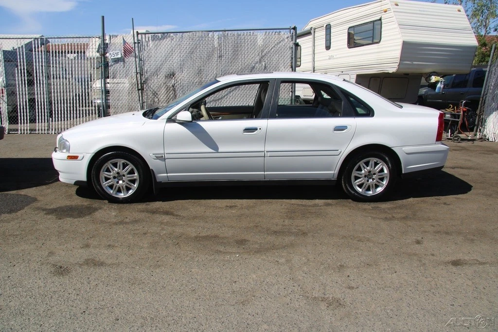 2005 Volvo S80 1st Gen - Image 5 of 21