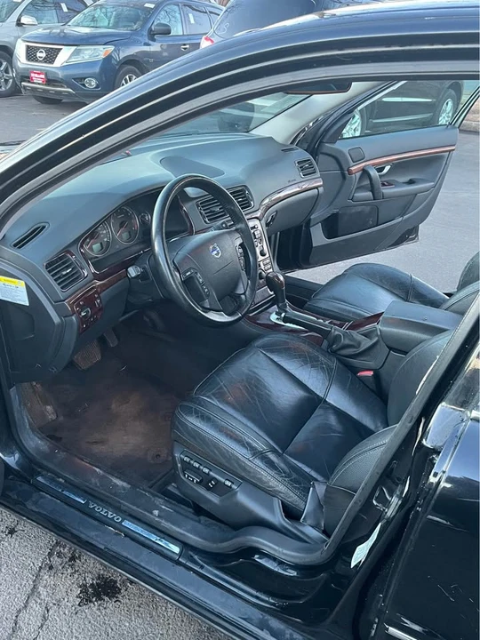 2005 Volvo S80 1st Gen - Image 16 of 17
