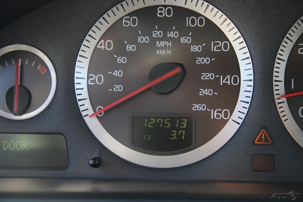 2005 Volvo S80 1st Gen - Image 17 of 21