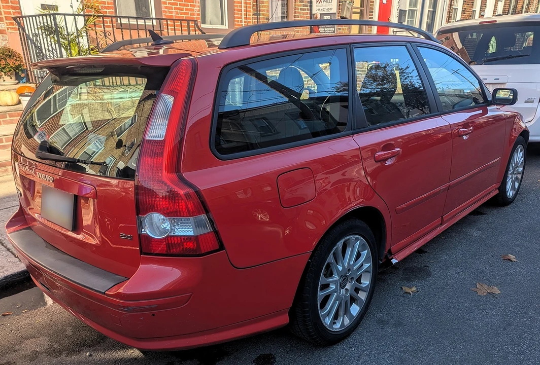 2005 Volvo V50 - Image 5 of 20