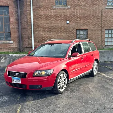 2005 Volvo V50 2.4i Sport Wagon 4D