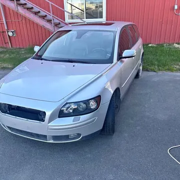 2005 Volvo V50 T5 Sport Wagon