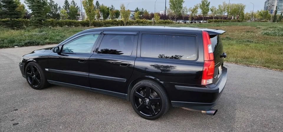 2005 Volvo V70 2nd Gen - Image 9 of 14
