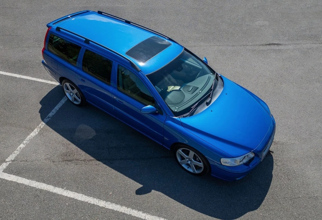 2005 Volvo V70 R 2nd Gen - Image 4 of 30