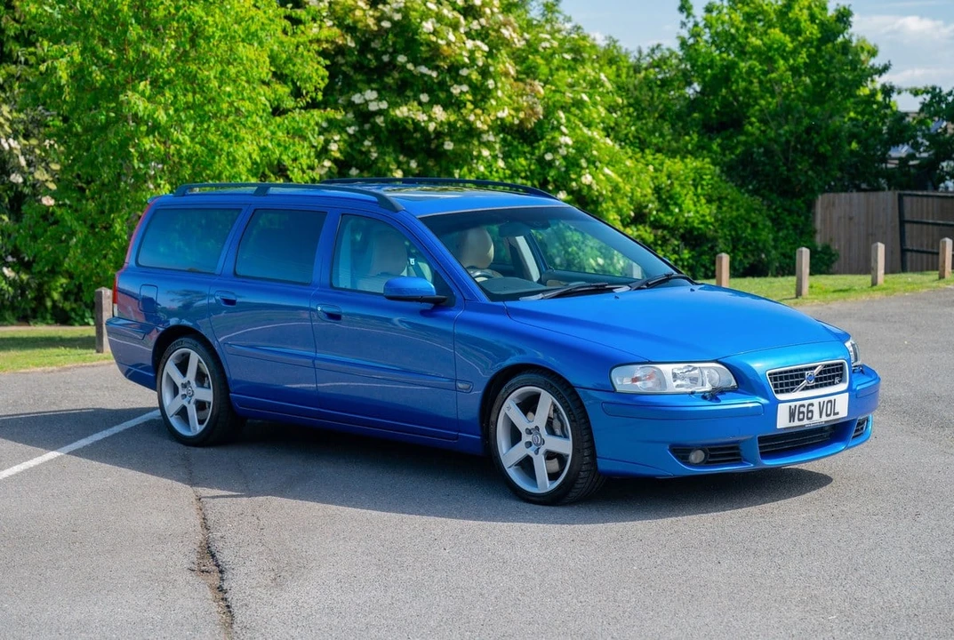 2005 Volvo V70 R 2nd Gen - Image 11 of 30