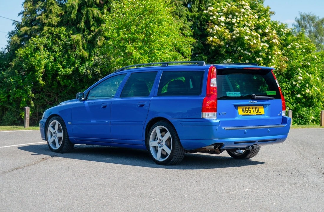 2005 Volvo V70 R 2nd Gen - Image 15 of 30