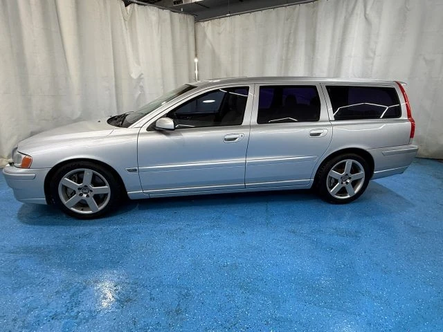 2005 Volvo V70 R 2nd Gen - Image 16 of 21