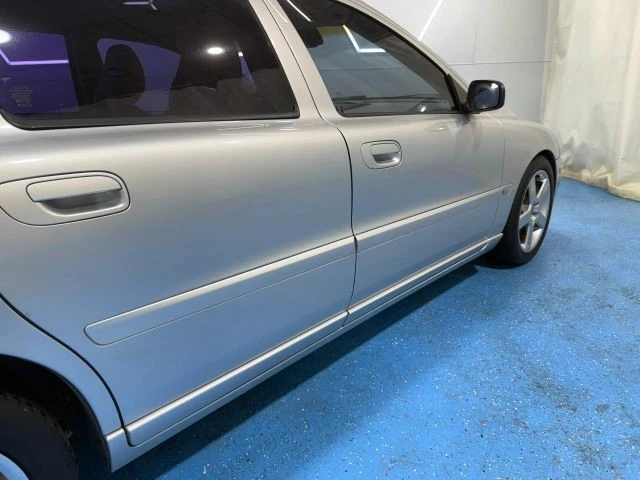 2005 Volvo V70 R 2nd Gen - Image 19 of 21