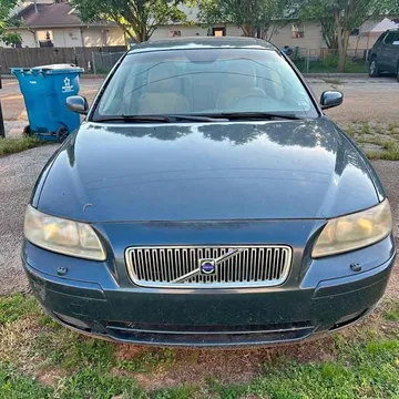 2005 Volvo V70 2.4