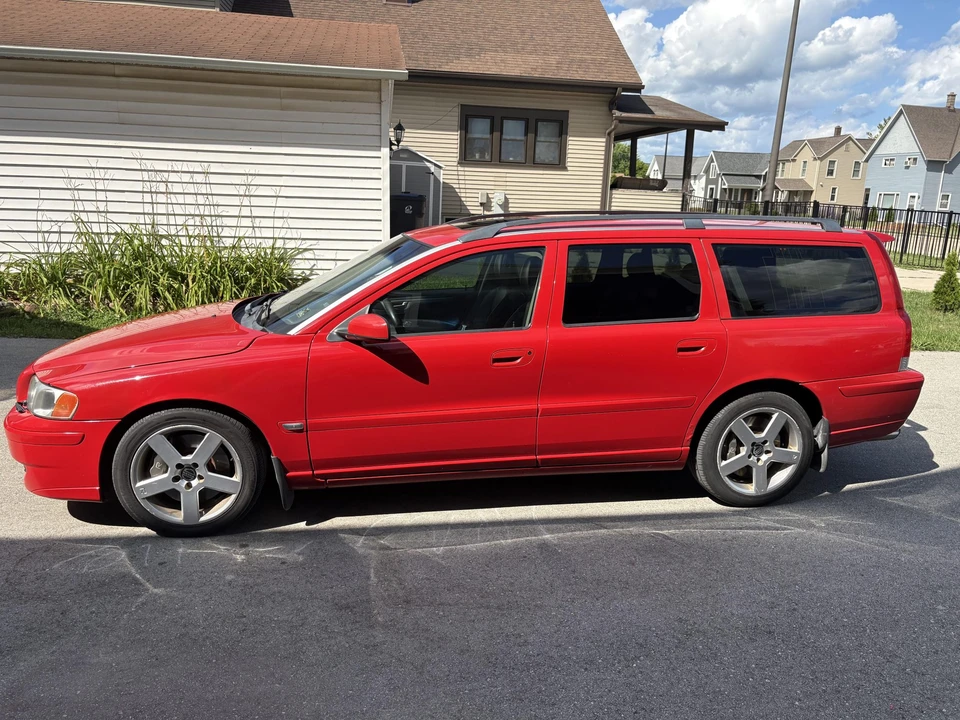2005 Volvo V70 R 2nd Gen - Image 6 of 31