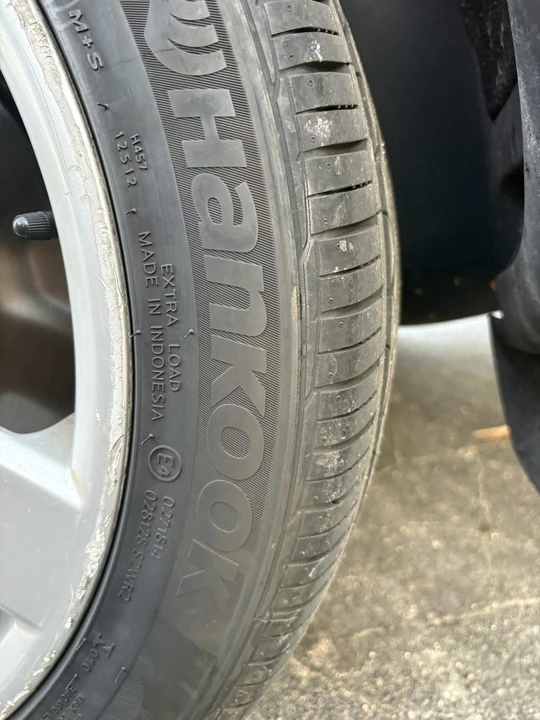 2005 Volvo V70 R 2nd Gen - Image 26 of 31