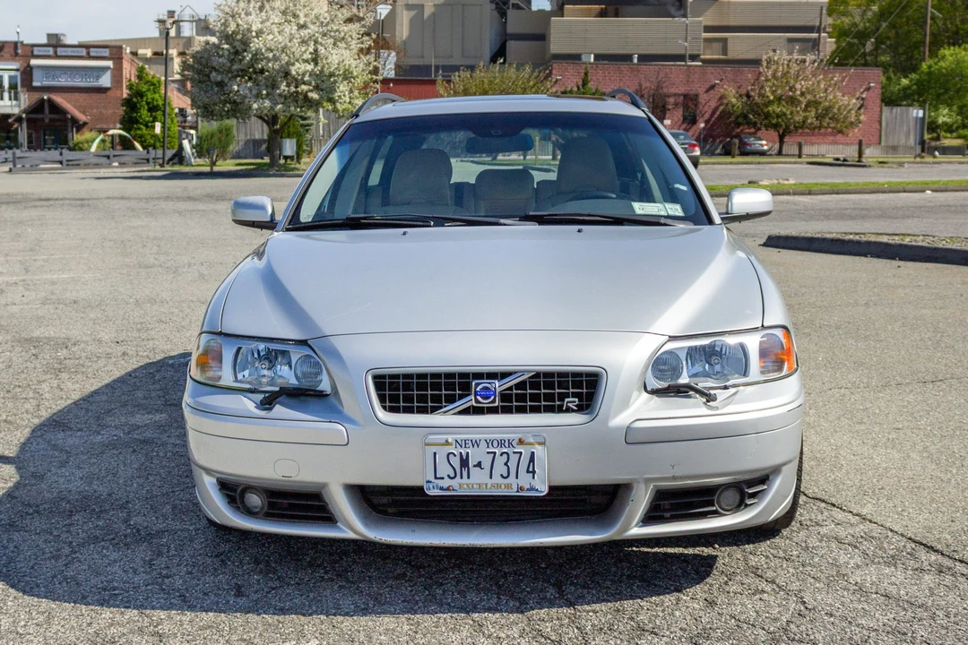 2005 Volvo V70 R 2nd Gen - Image 3 of 31