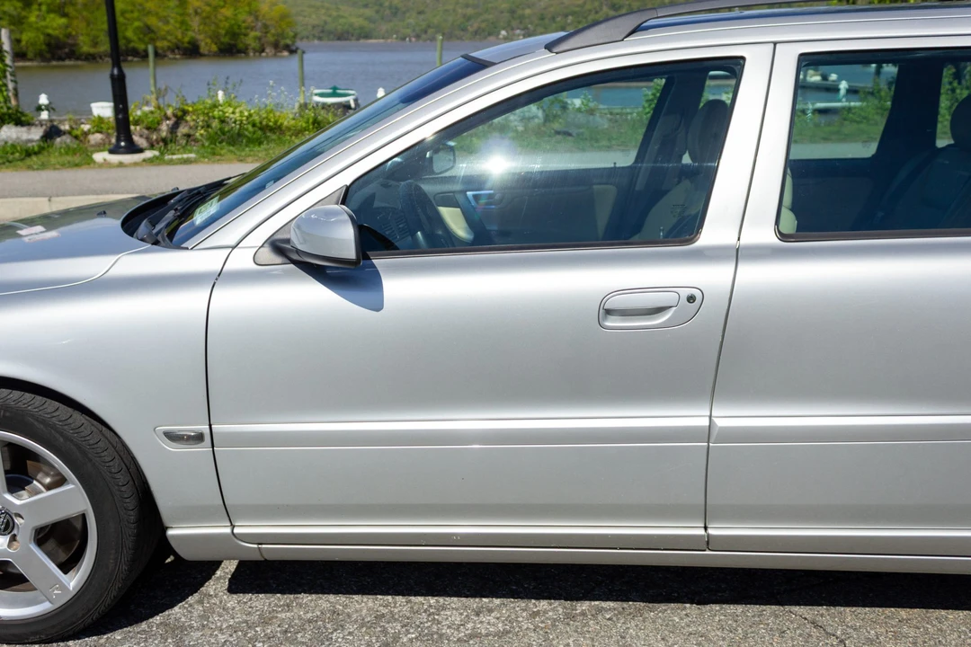 2005 Volvo V70 R 2nd Gen - Image 24 of 31
