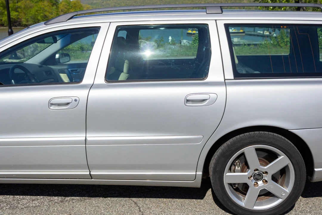 2005 Volvo V70 R 2nd Gen - Image 25 of 31