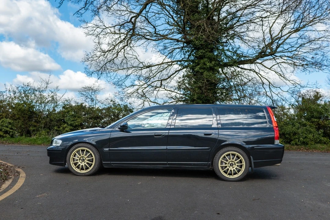 2005 Volvo V70 R 2nd Gen - Image 15 of 30