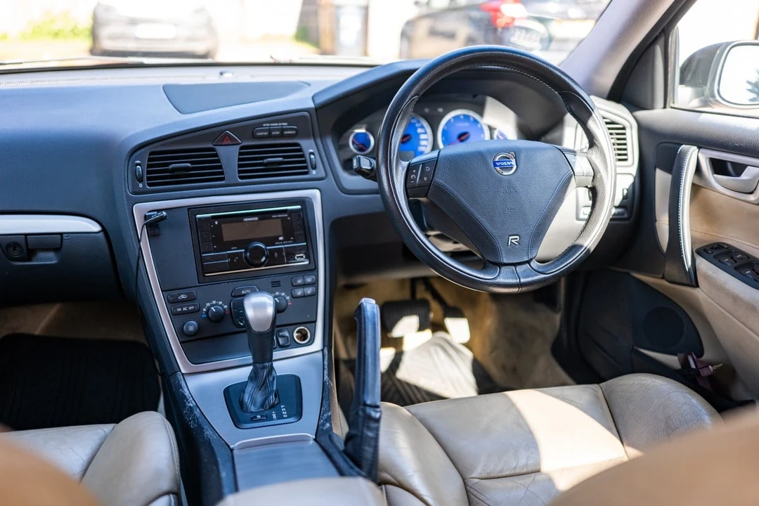 2005 Volvo V70 R 2nd Gen - Image 28 of 30