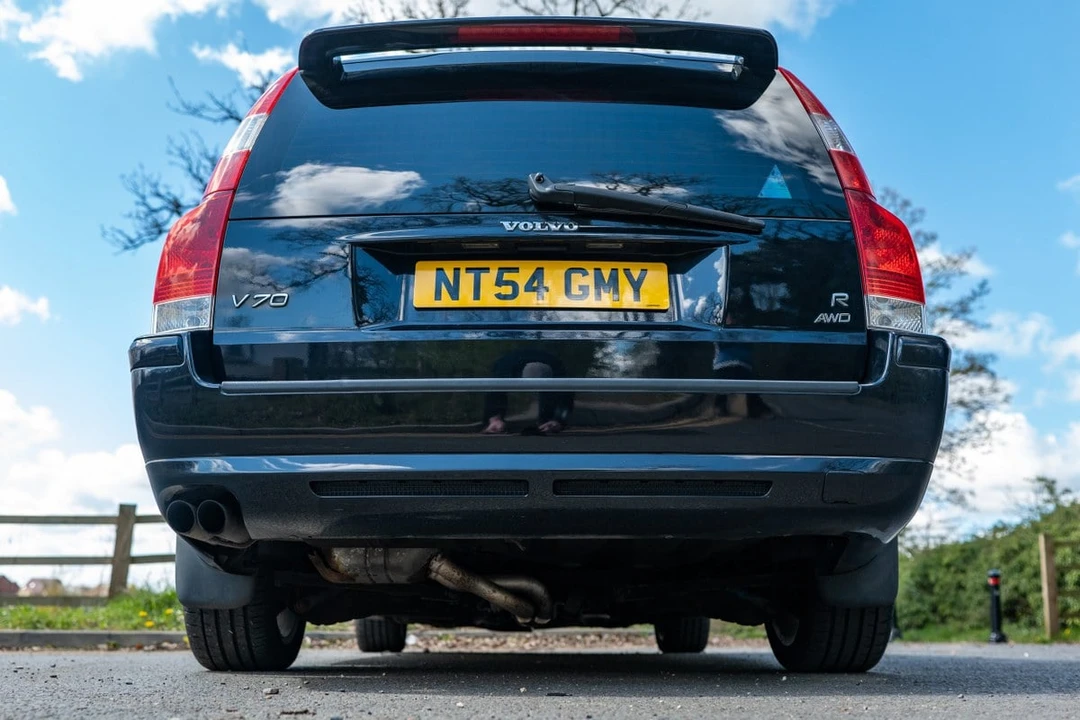 2005 Volvo V70 R 2nd Gen - Image 18 of 30