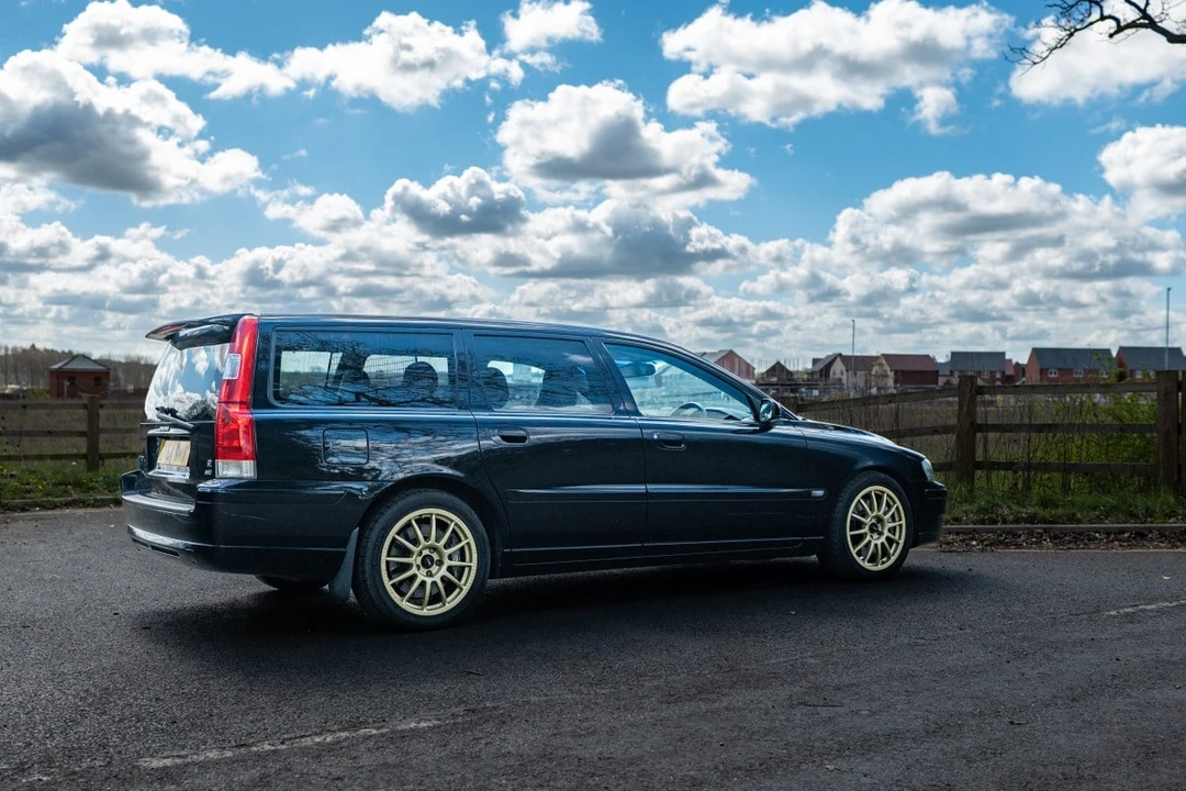2005 Volvo V70 R 2nd Gen - Image 10 of 30