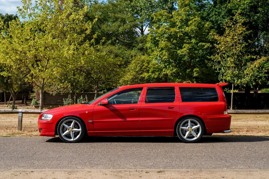 2005 Volvo V70 R 2nd Gen - Image 5 of 30