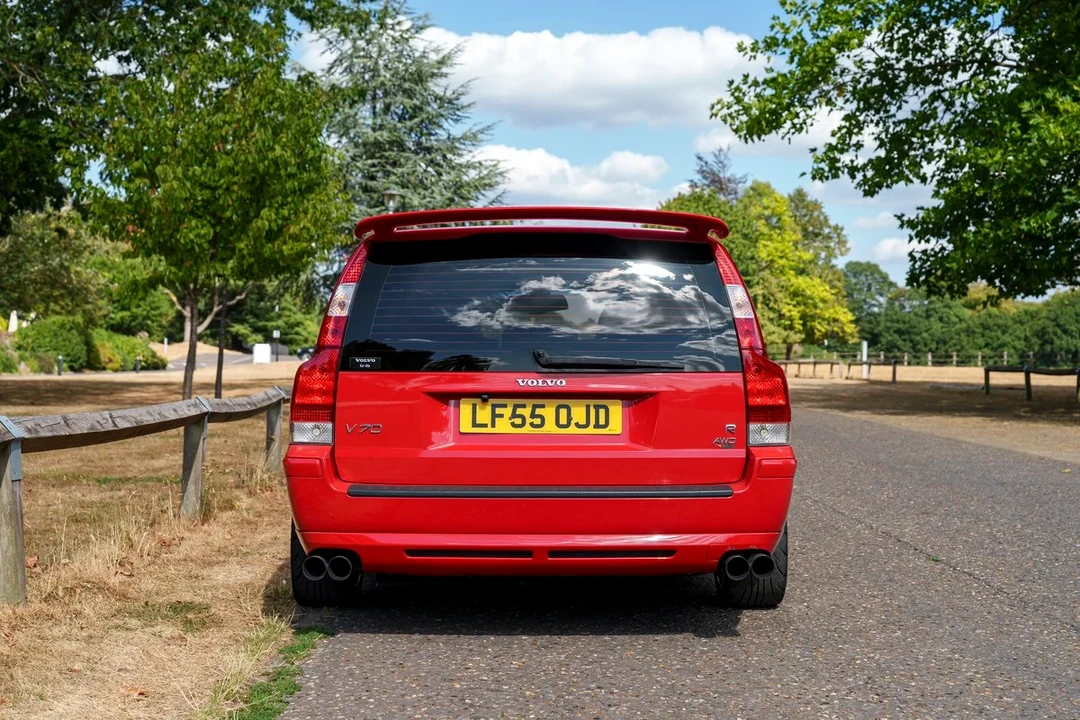 2005 Volvo V70 R 2nd Gen - Image 7 of 30