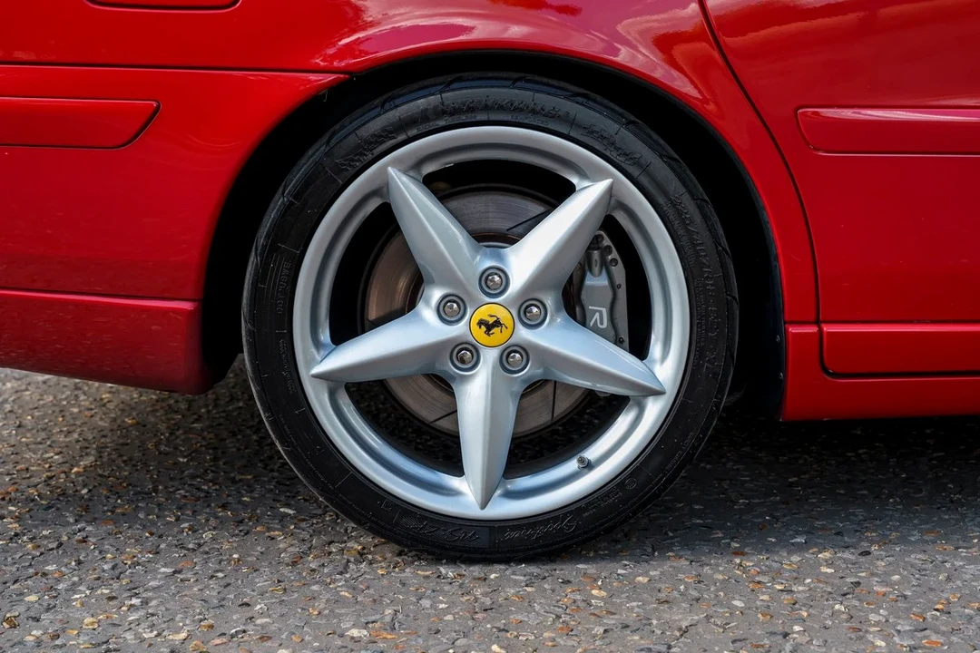 2005 Volvo V70 R 2nd Gen - Image 13 of 30